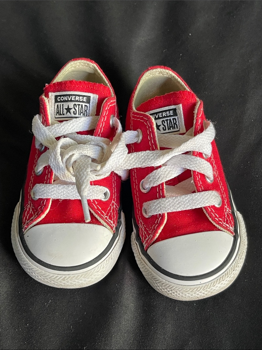 Converse Chuck Taylor All Star Toddler Red Low Top Sneakers Size 5